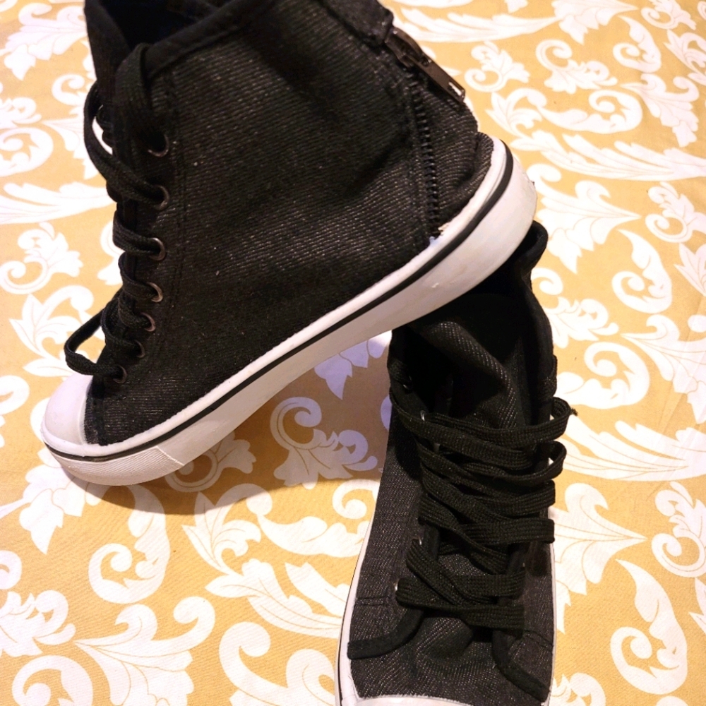 Women's Running Shoes 👟Gently Worn